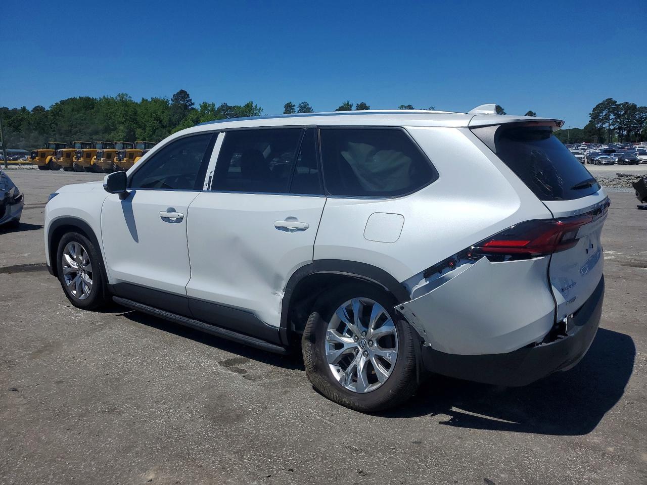 2026 TOYOTA HIGHLANDER