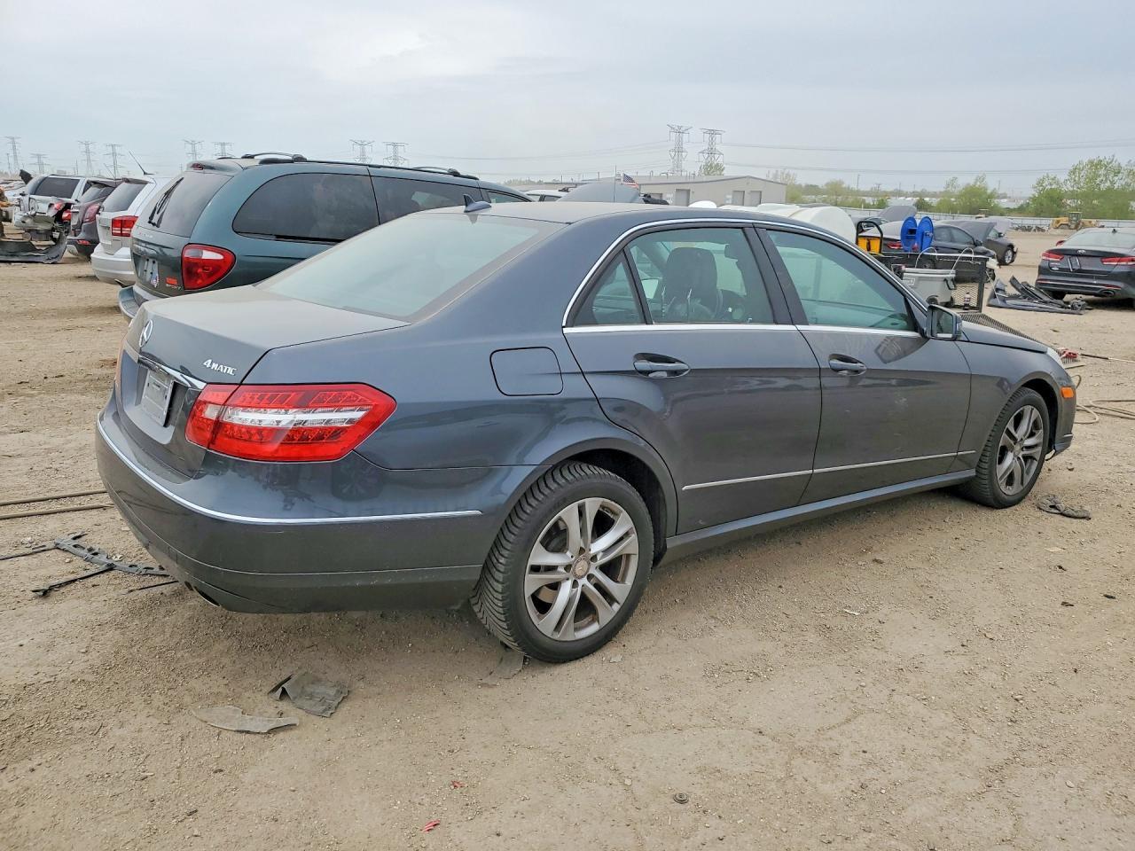 2010 MERCEDES-BENZ E-Class