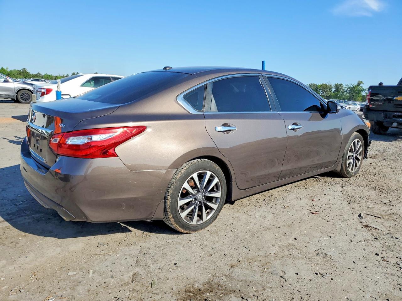 2016 NISSAN ALTIMA