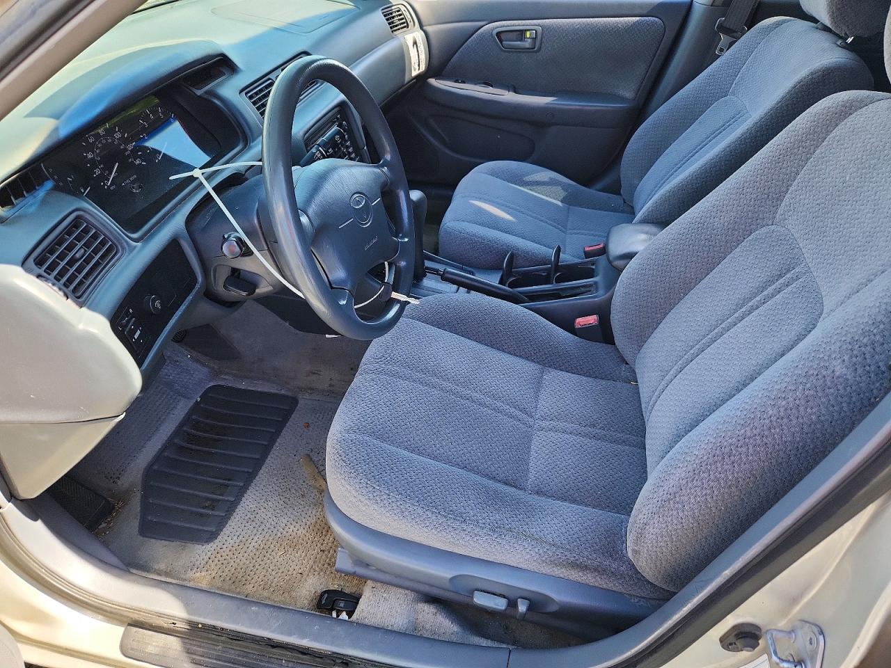 2000 TOYOTA CAMRY