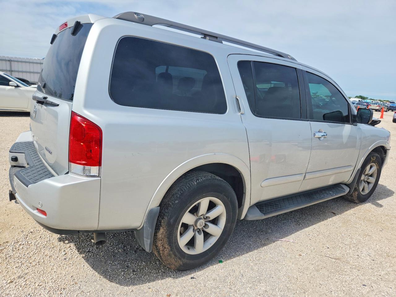 2015 NISSAN Armada
