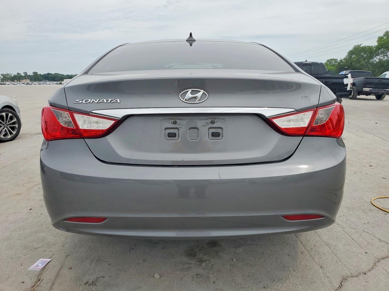 2013 HYUNDAI SONATA