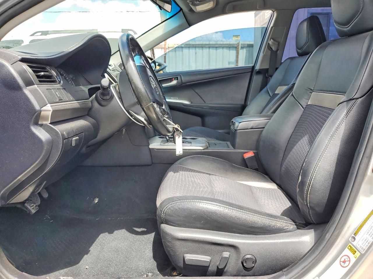 2012 TOYOTA CAMRY