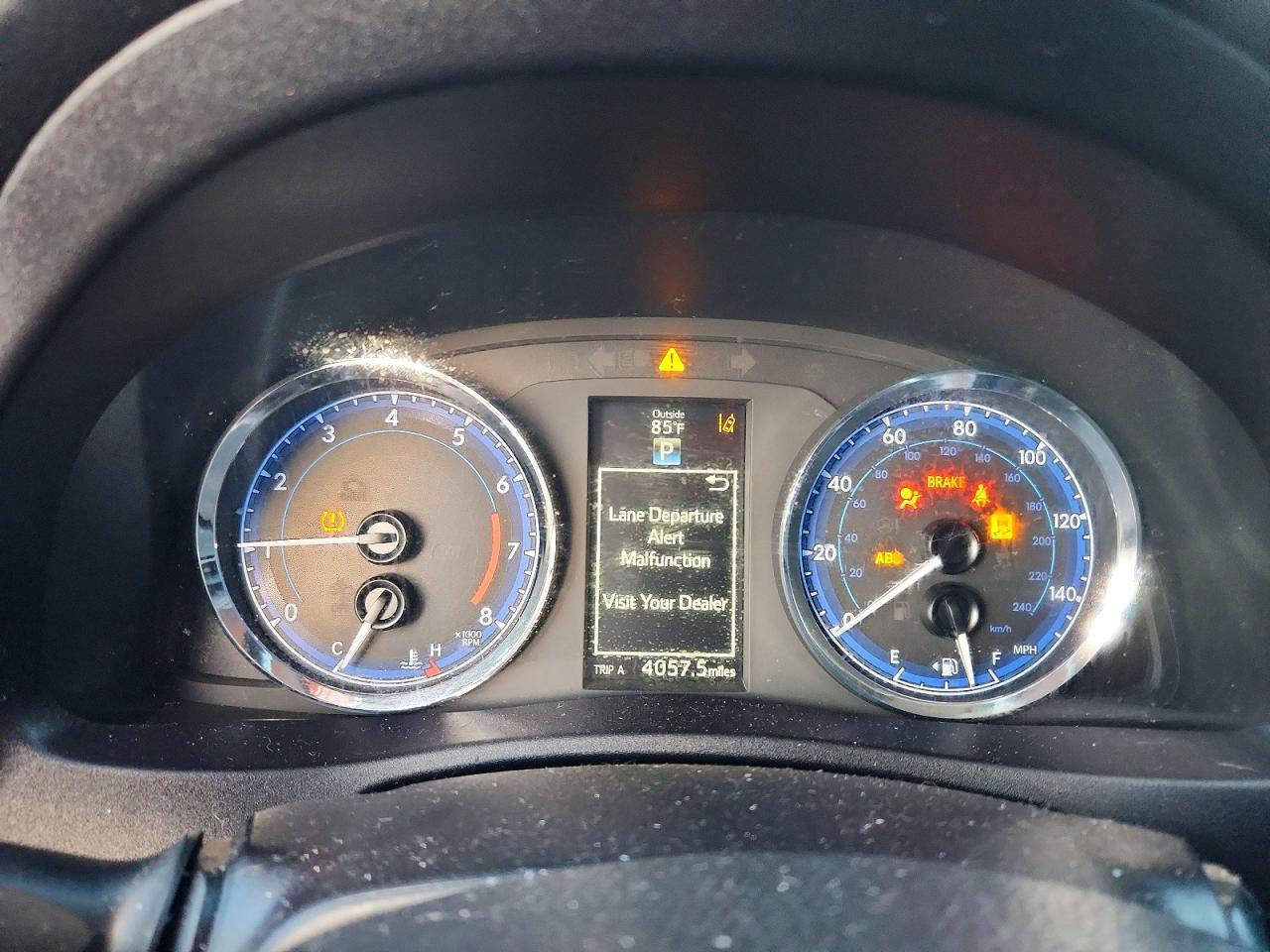 2017 TOYOTA COROLLA