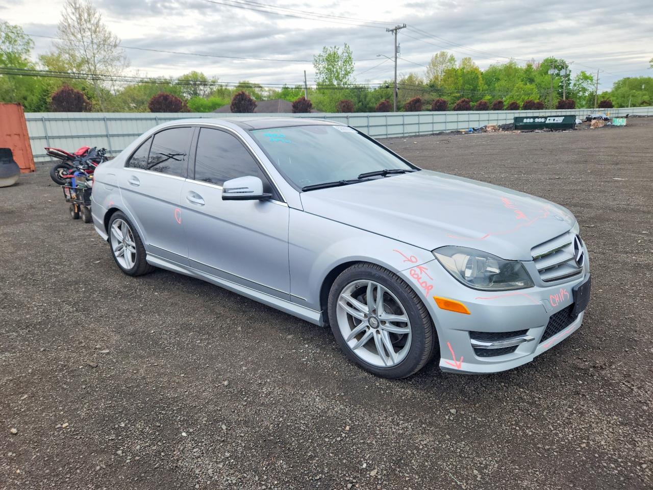 2012 MERCEDES-BENZ C-CLASS