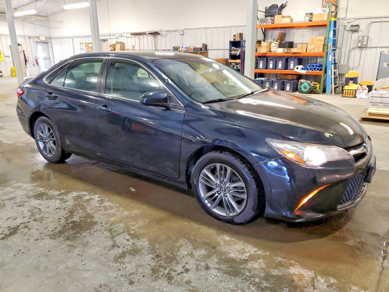 2017 TOYOTA CAMRY