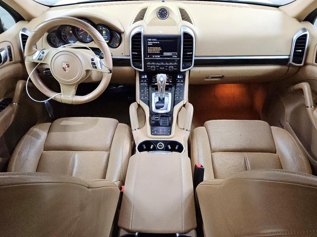 2013 PORSCHE CAYENNE
