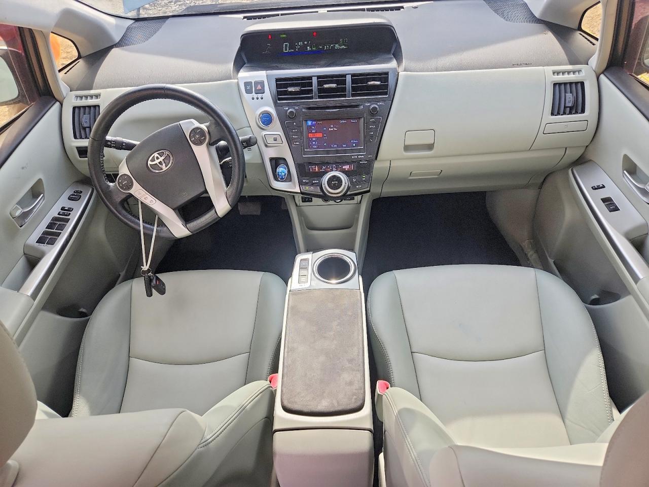 2014 TOYOTA PRIUS V