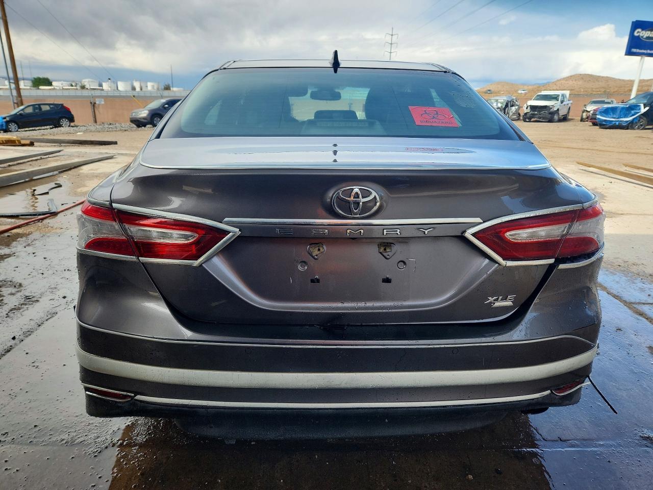 2018 TOYOTA CAMRY