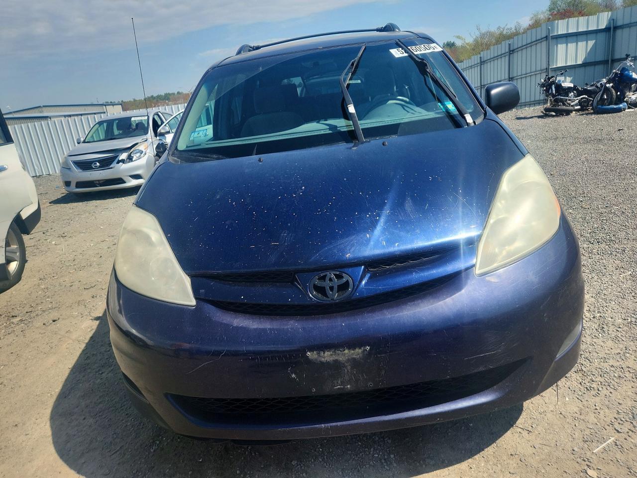2007 TOYOTA SIENNA
