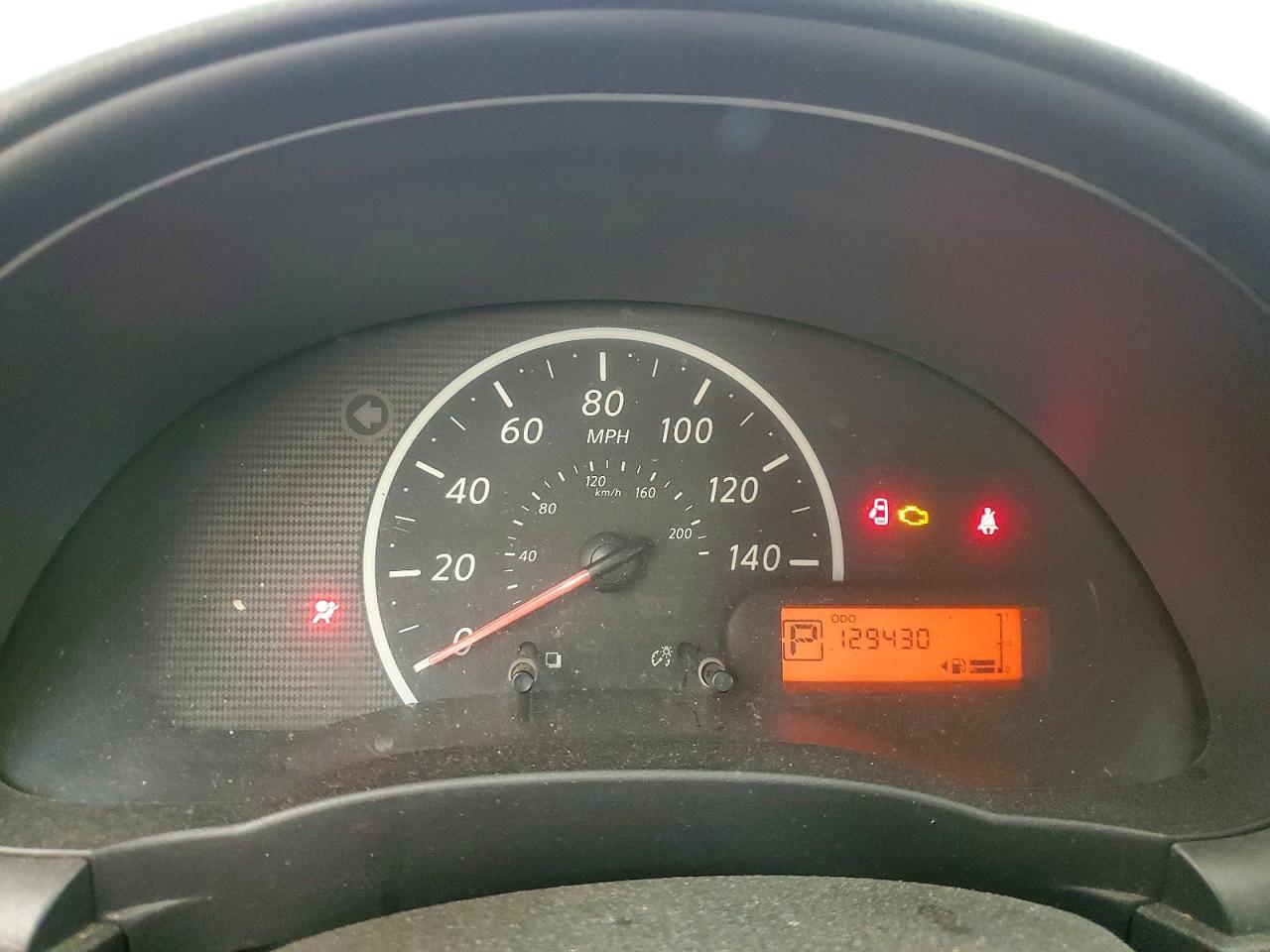 2013 NISSAN VERSA