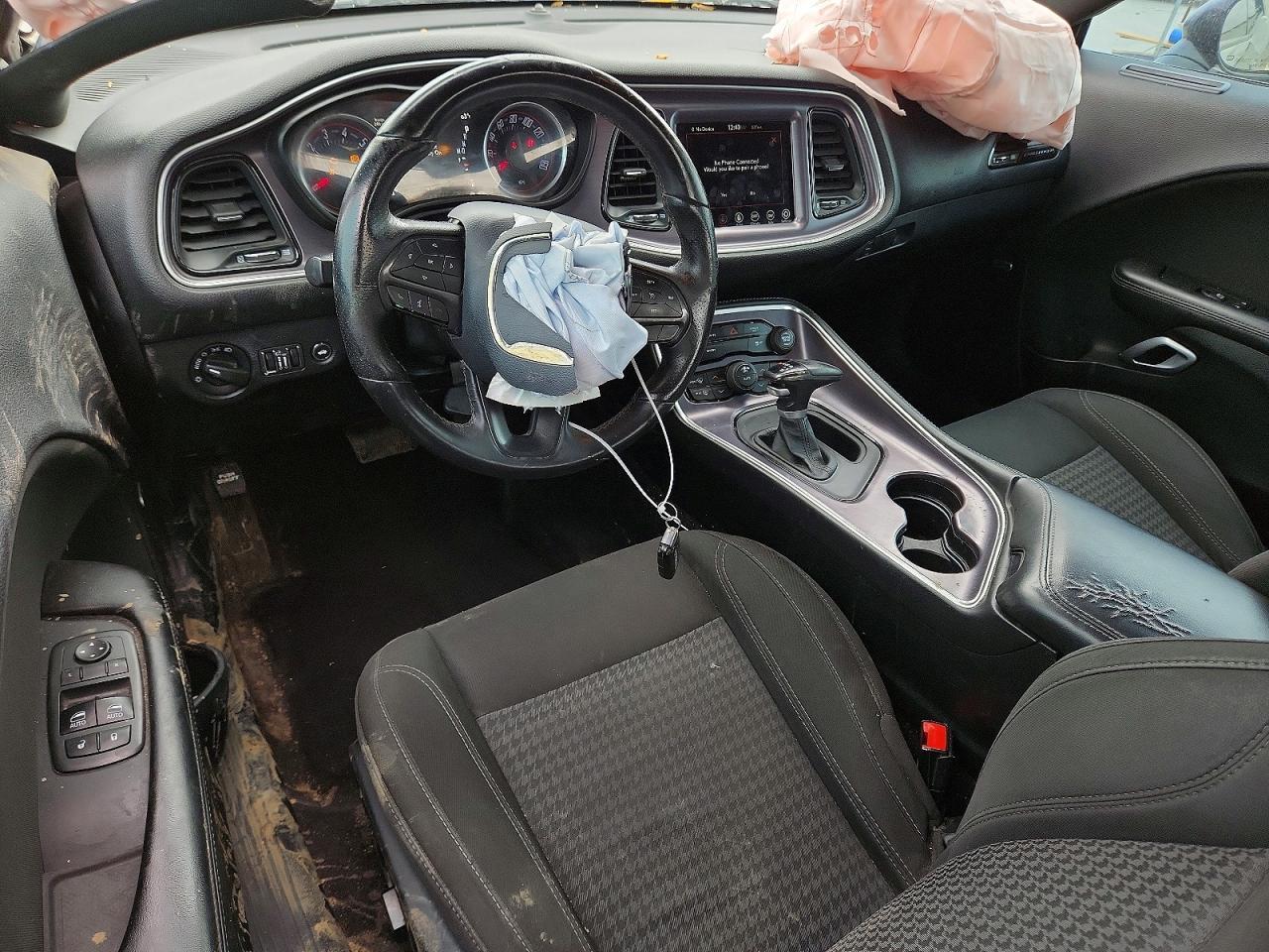 2017 DODGE Challenger
