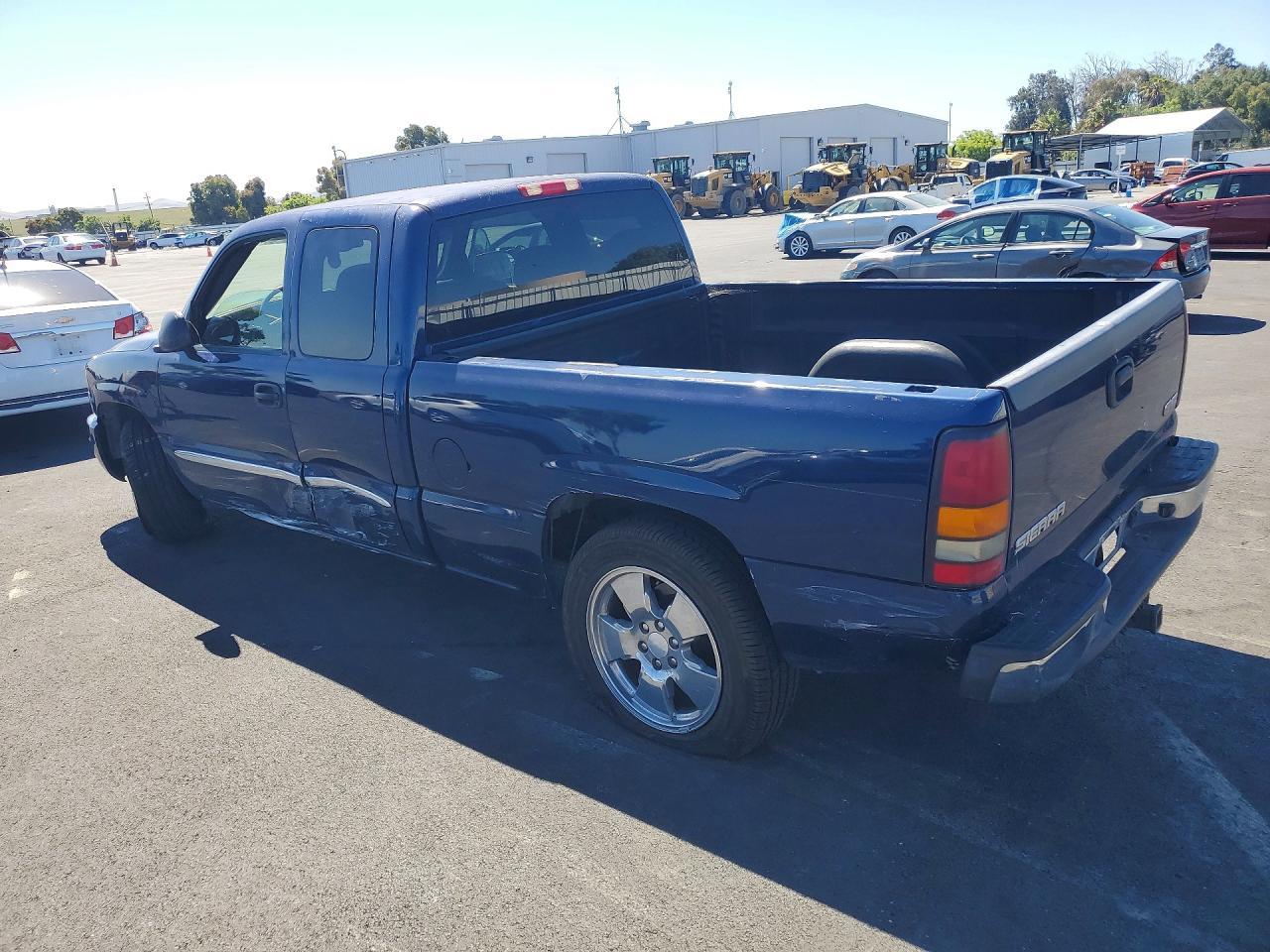 2004 GMC Sierra