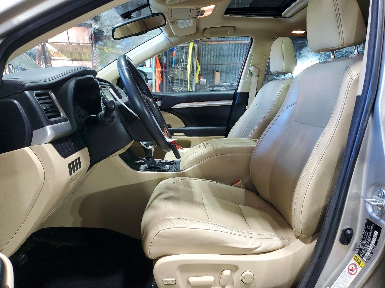 2014 TOYOTA HIGHLANDER