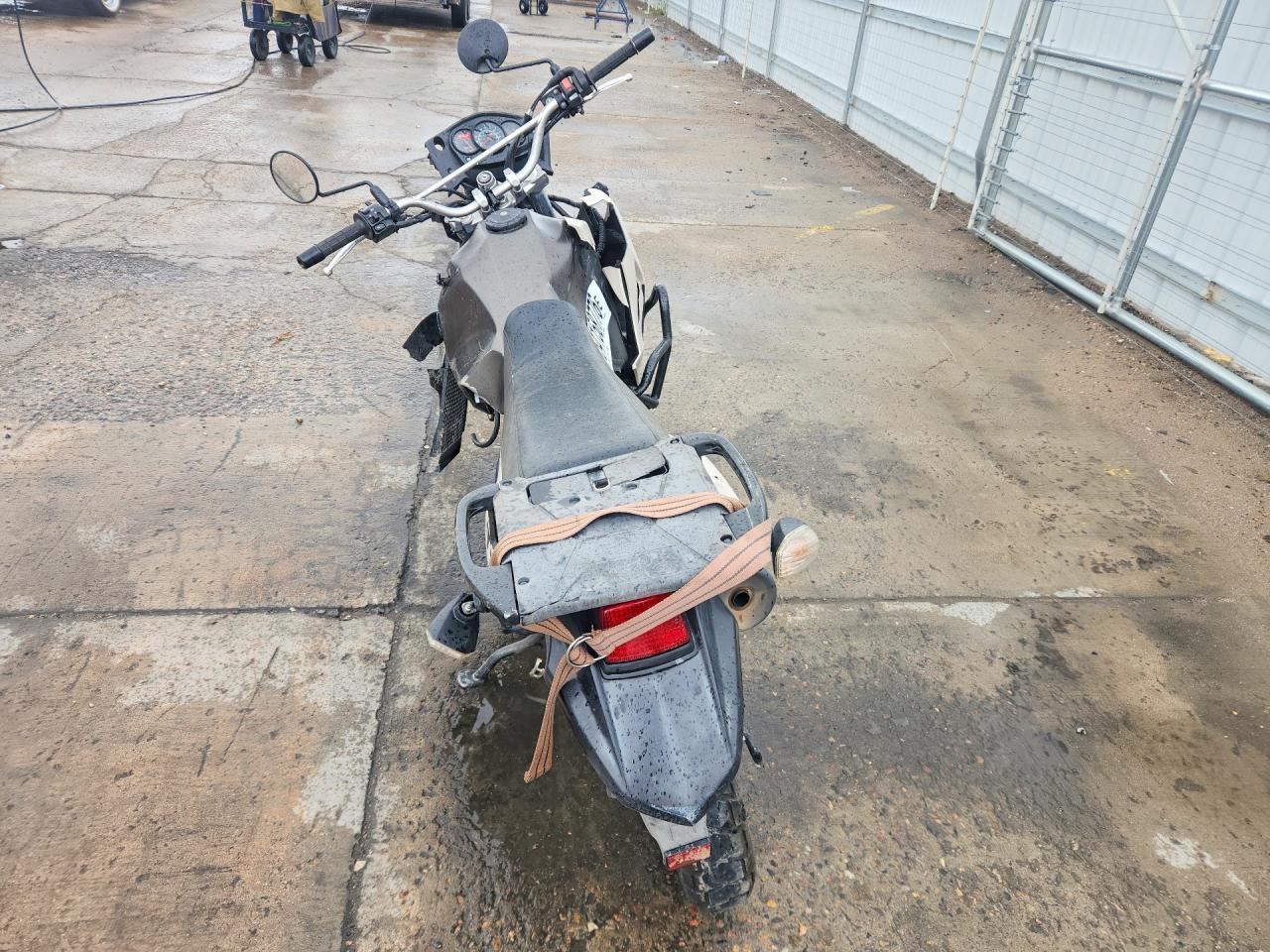 2011 KAWASAKI Kl650