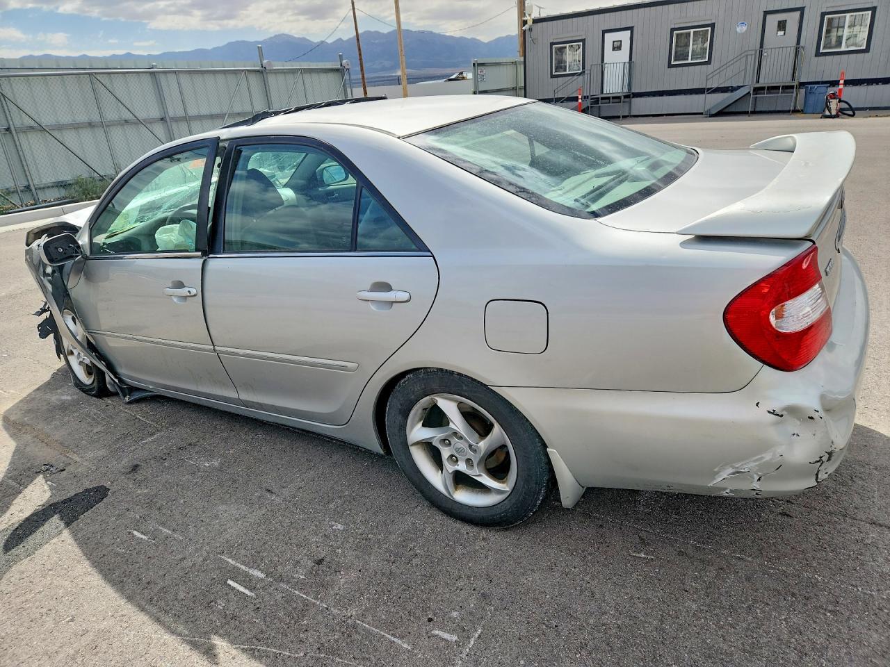 2004 TOYOTA CAMRY