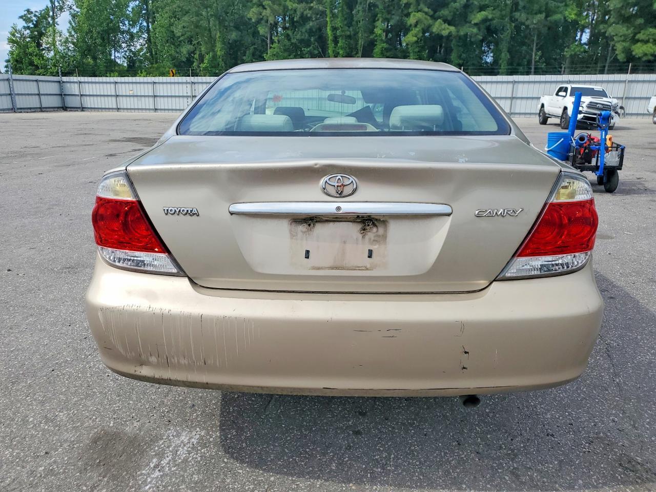 2005 TOYOTA CAMRY