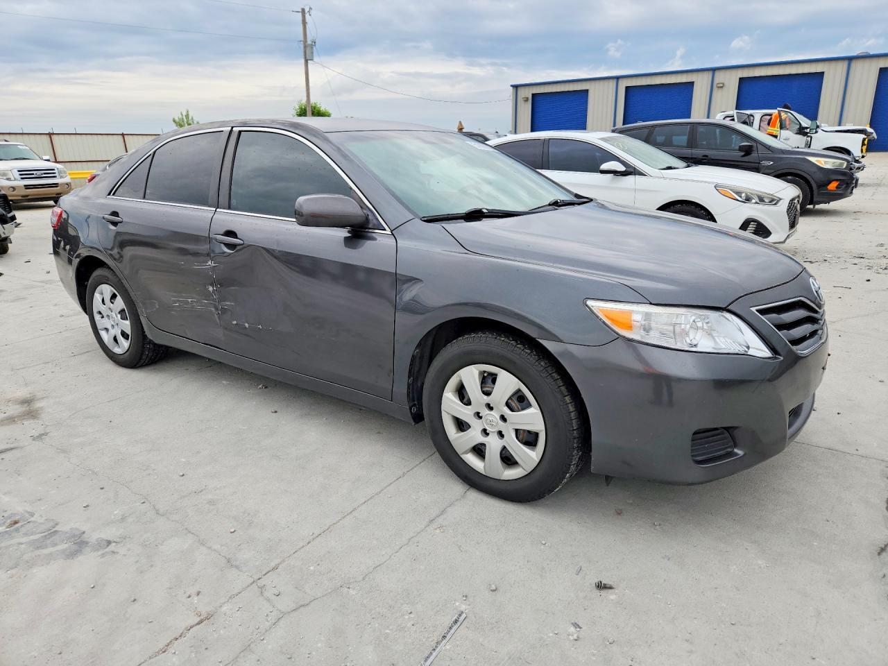 2010 TOYOTA CAMRY