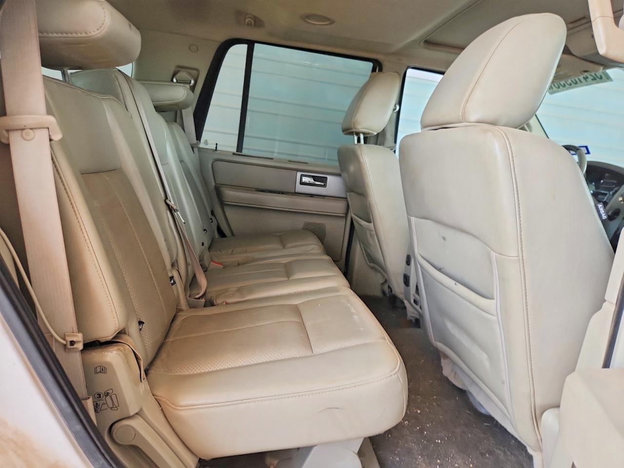 2011 FORD Expedition