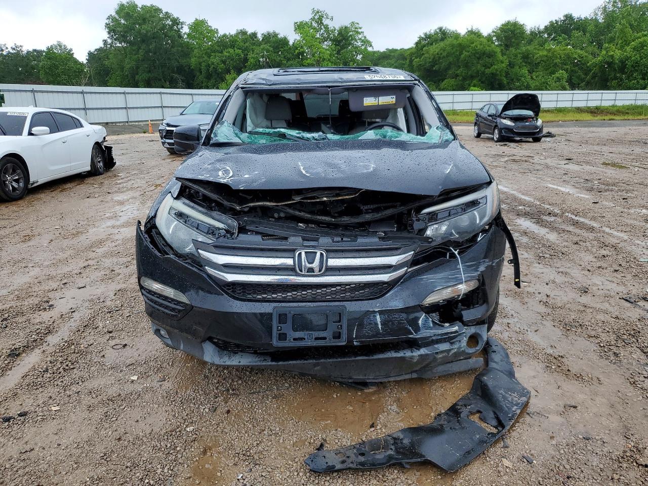 2017 HONDA PILOT