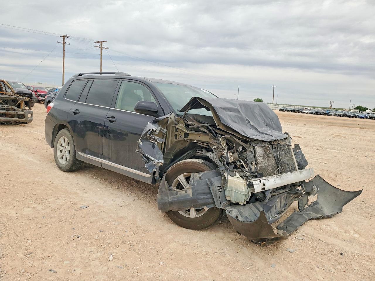 2011 TOYOTA HIGHLANDER