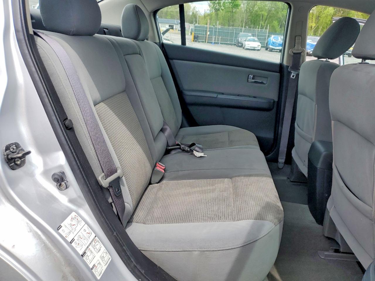 2010 NISSAN SENTRA