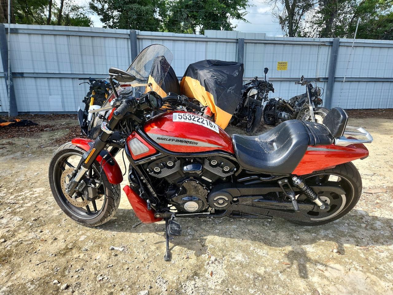 2014 HARLEY-DAVIDSON Vrscdx