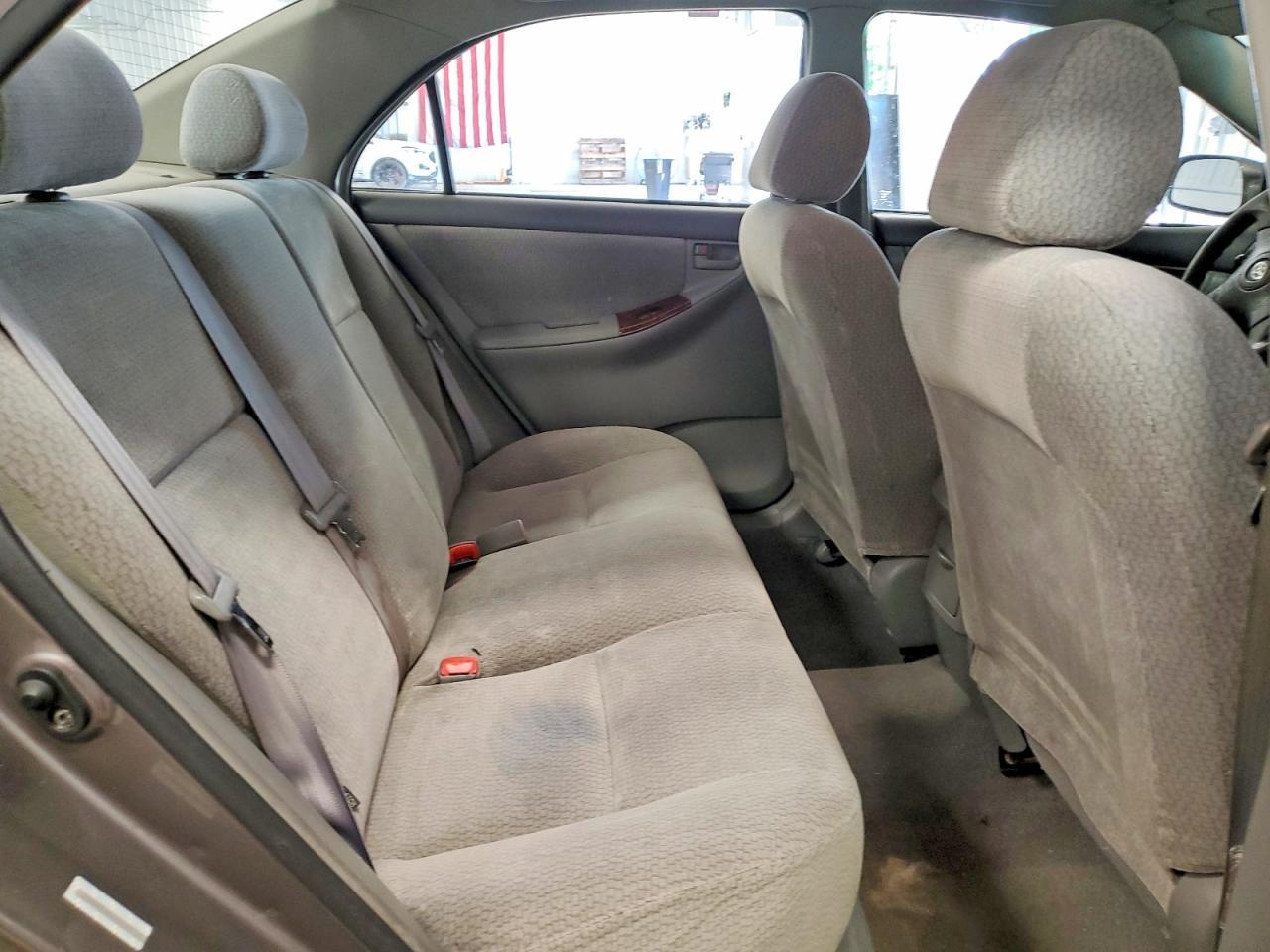2004 TOYOTA COROLLA