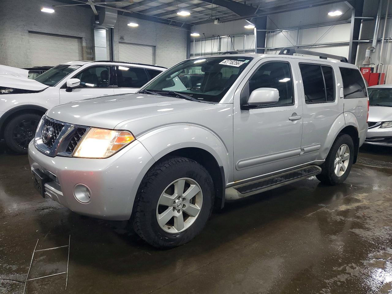 2012 NISSAN PATHFINDER