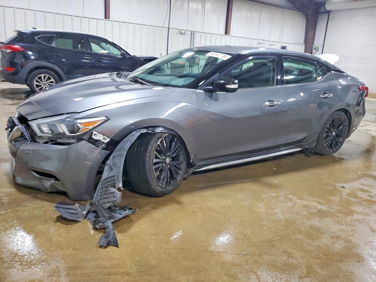 2017 NISSAN Maxima