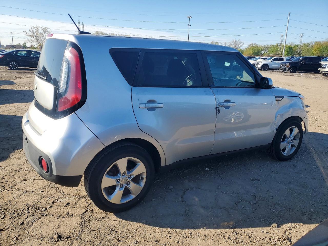 2017 KIA SOUL