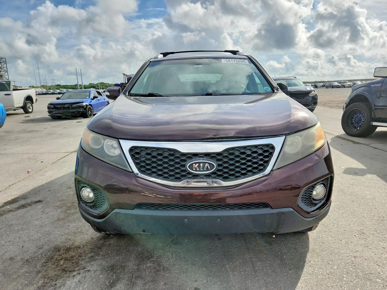 2013 KIA SORENTO