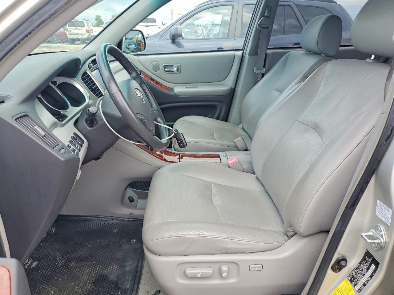 2006 TOYOTA HIGHLANDER