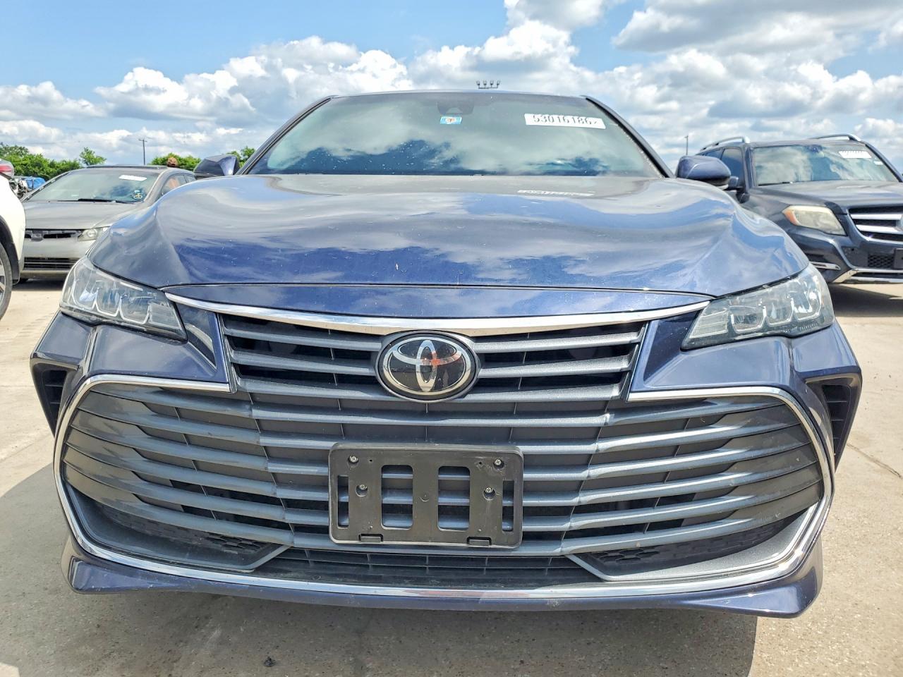 2019 TOYOTA Avalon