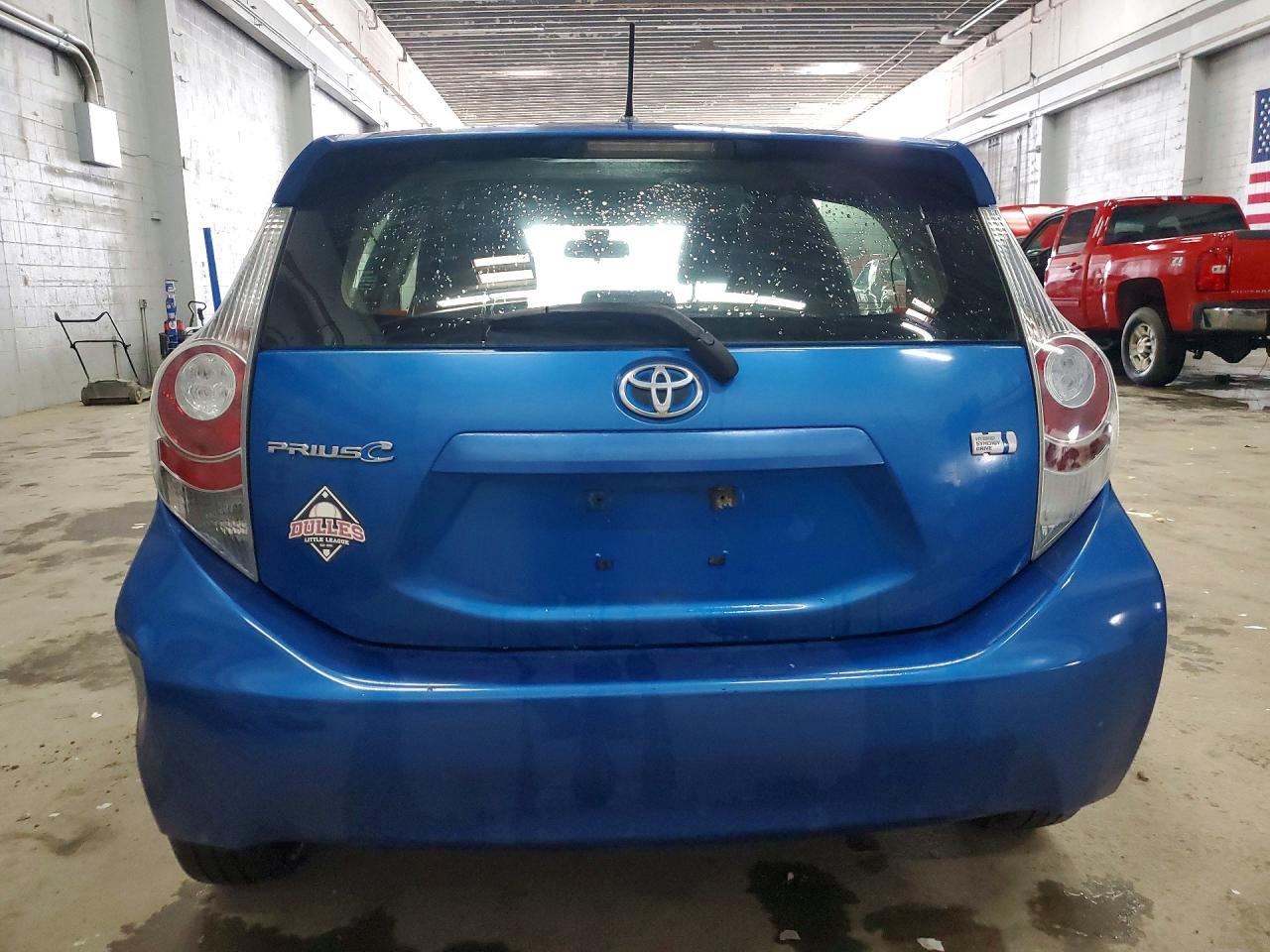 2012 TOYOTA Prius c