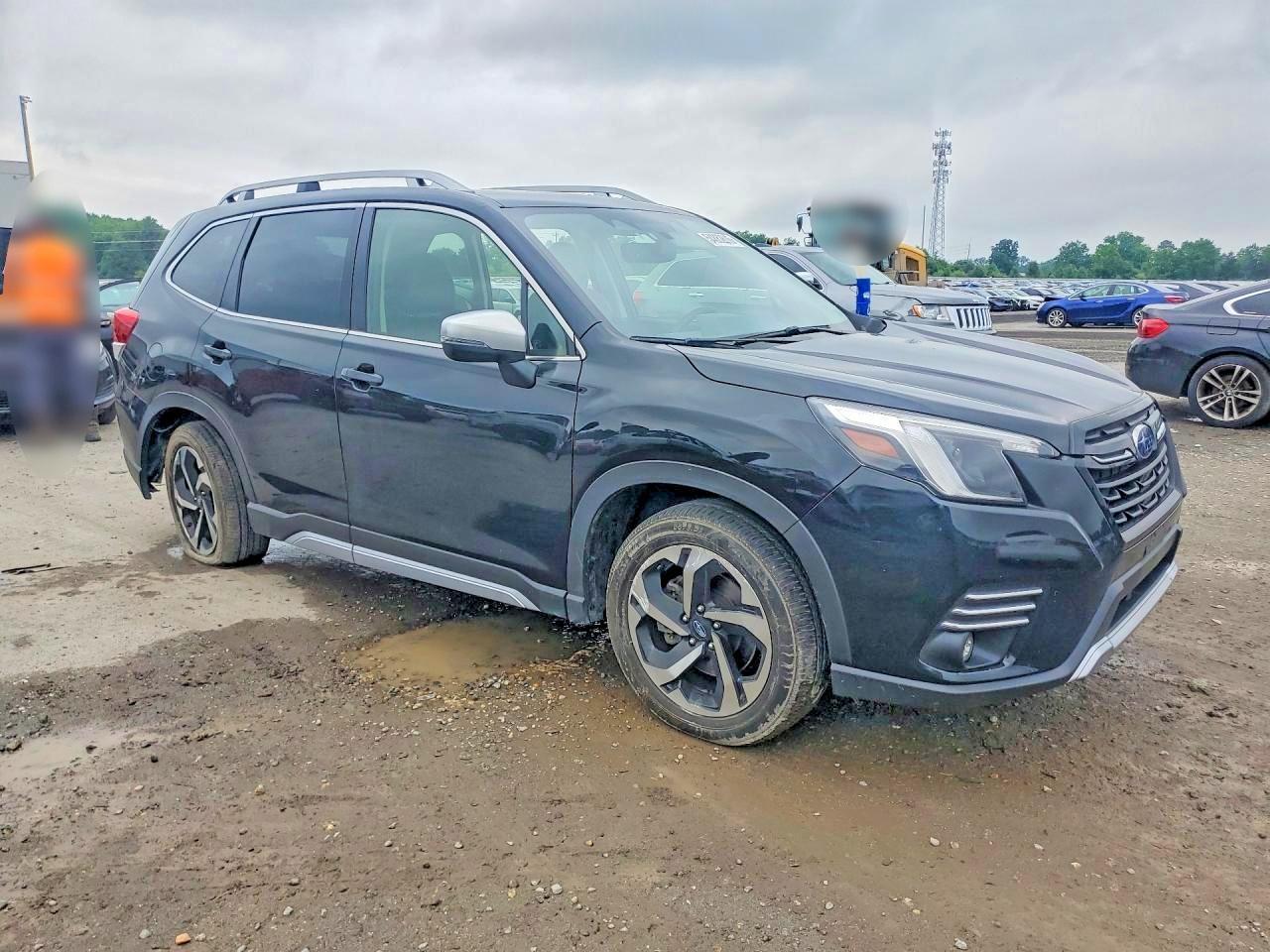 2023 SUBARU FORESTER