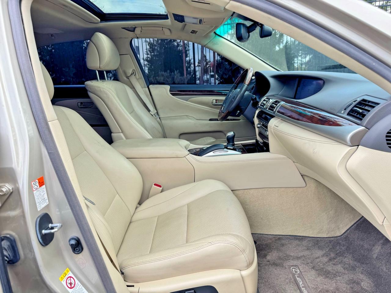 2017 LEXUS LS 460