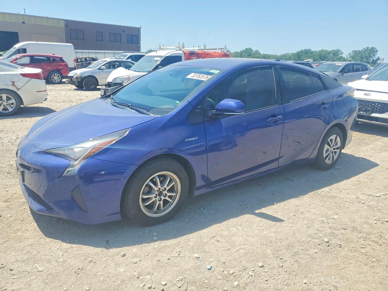 2017 TOYOTA PRIUS