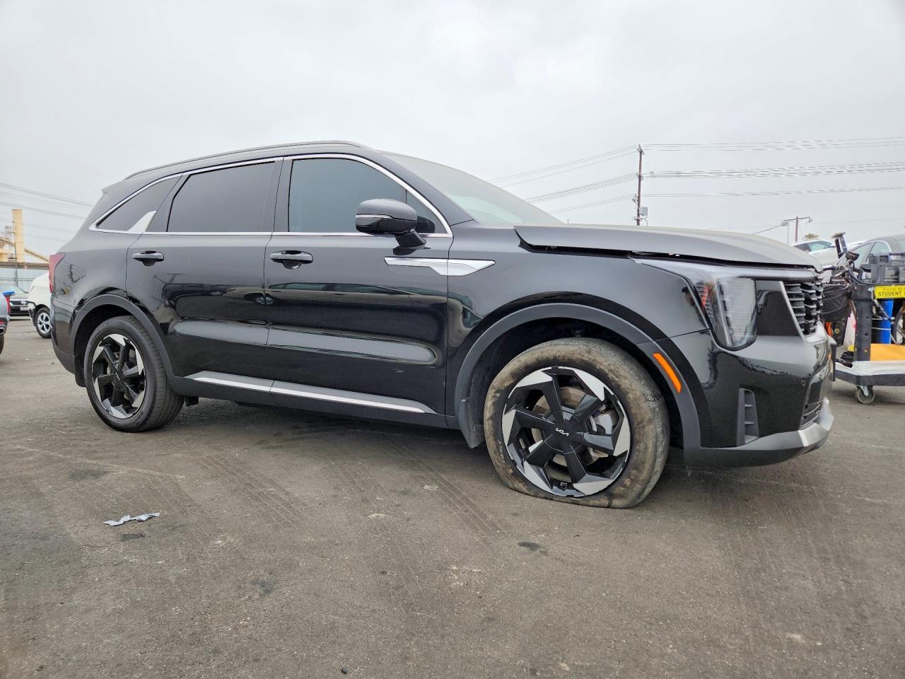2025 KIA SORENTO