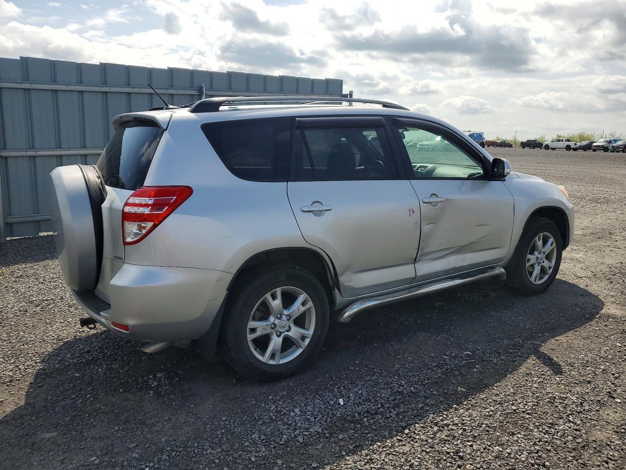 2011 TOYOTA RAV4