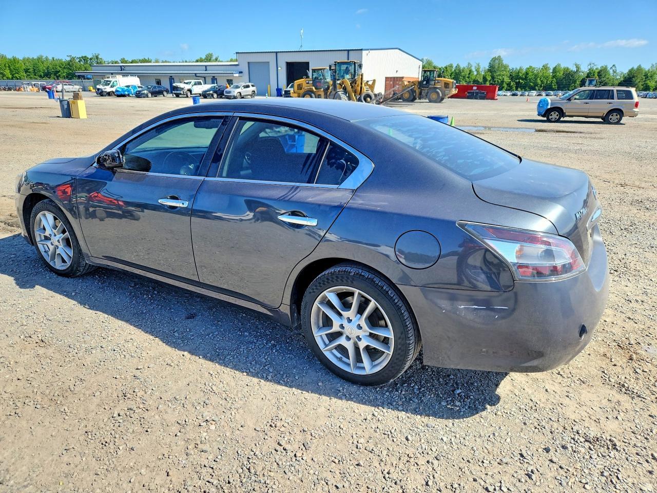 2013 NISSAN Maxima