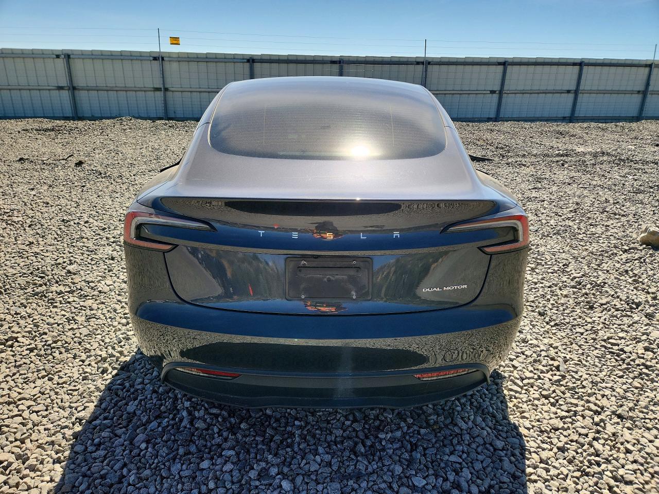 2024 TESLA MODEL 3