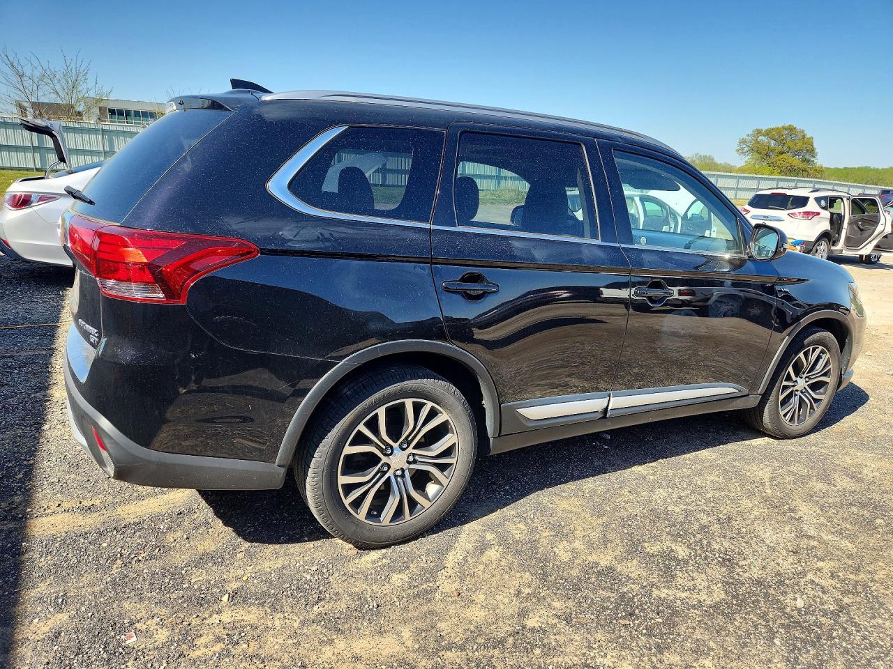2017 MITSUBISHI outlander