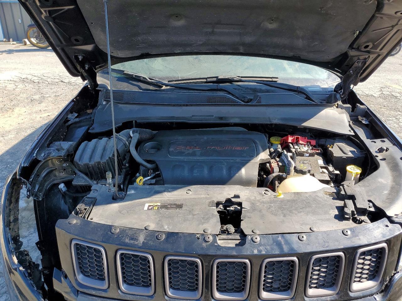2021 JEEP Compass