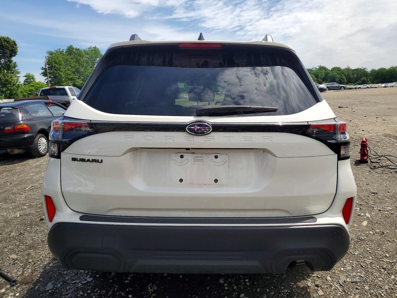 2025 SUBARU FORESTER