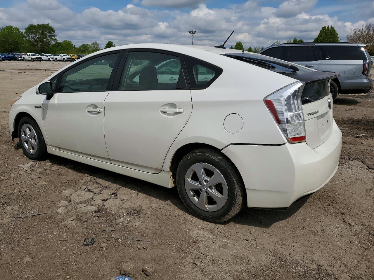 2011 TOYOTA PRIUS