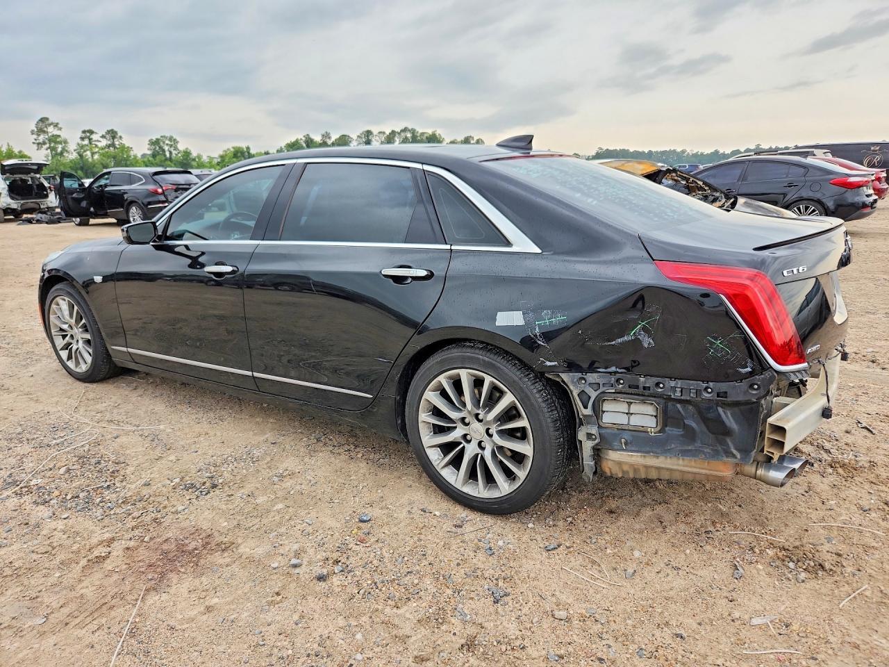 2016 CADILLAC CT6