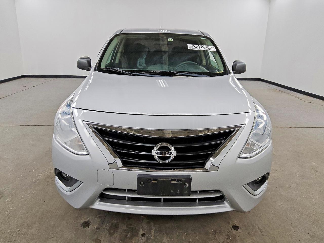 2015 NISSAN VERSA
