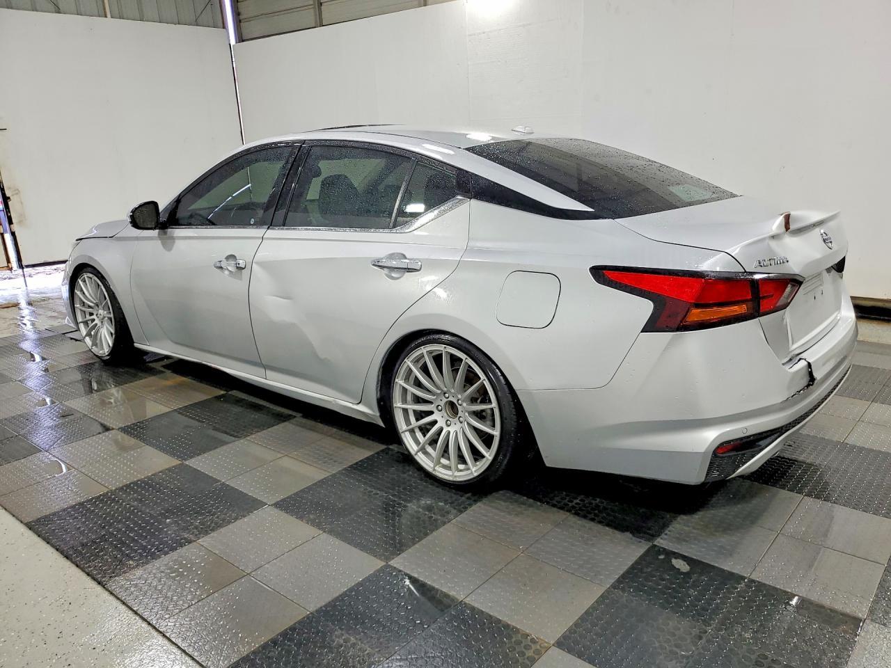 2019 NISSAN ALTIMA
