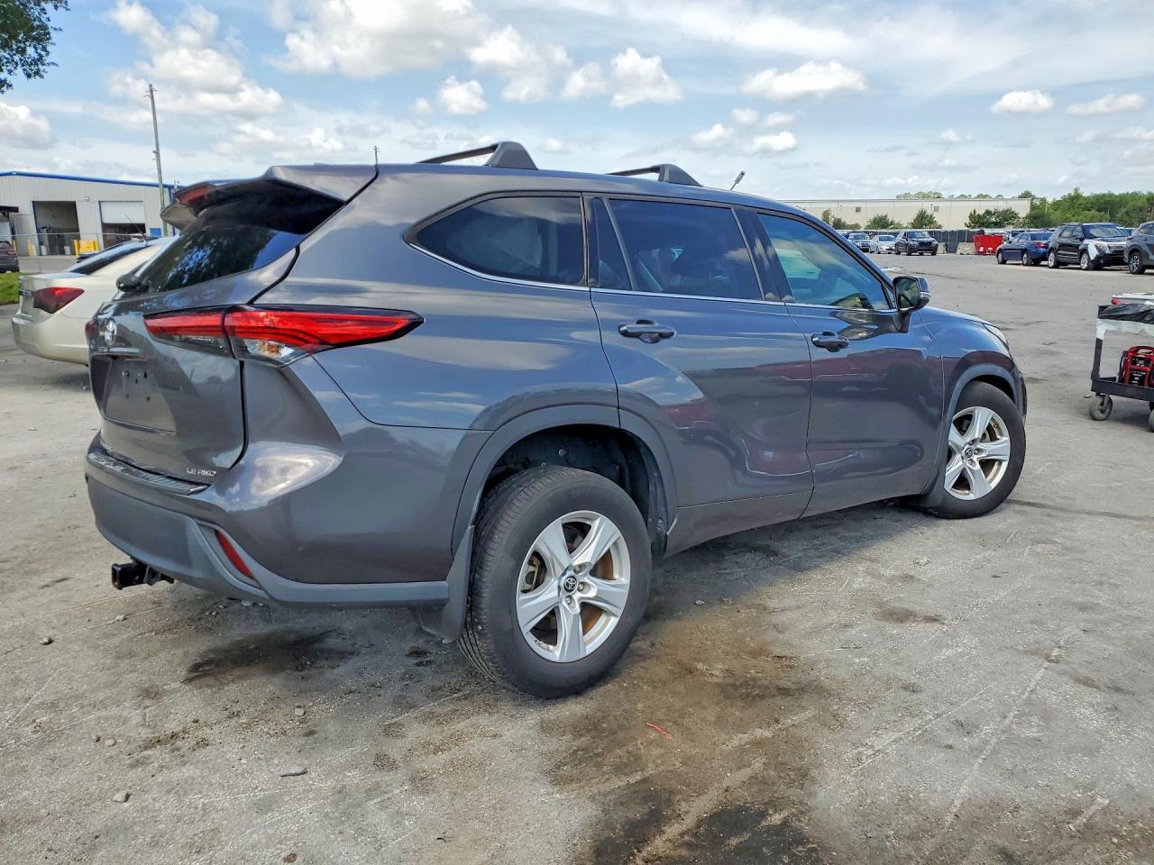 2022 TOYOTA HIGHLANDER